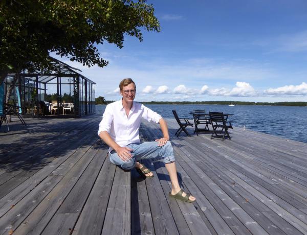 Robin Lundin, pendlande återflyttad Föglöbo.